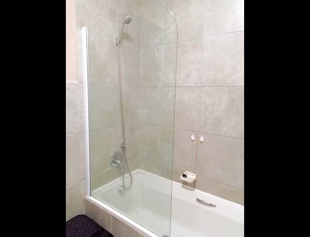 1 BEDROOM APARTMENT FOR SALE IN DORINGKLOOF